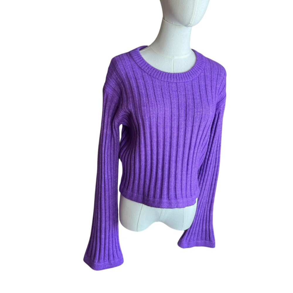 NWT Gianni Bini Purple Ribbed Knit Sweater Junior Size L Soft Cropped Pullover